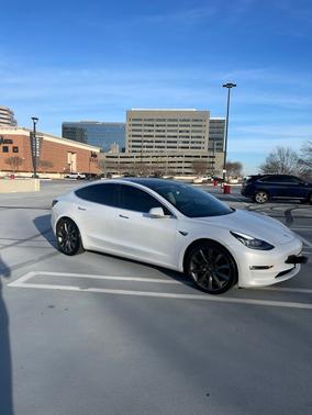 Photo 1 of 7 of 2019 Tesla Model 3 Standard Range Plus